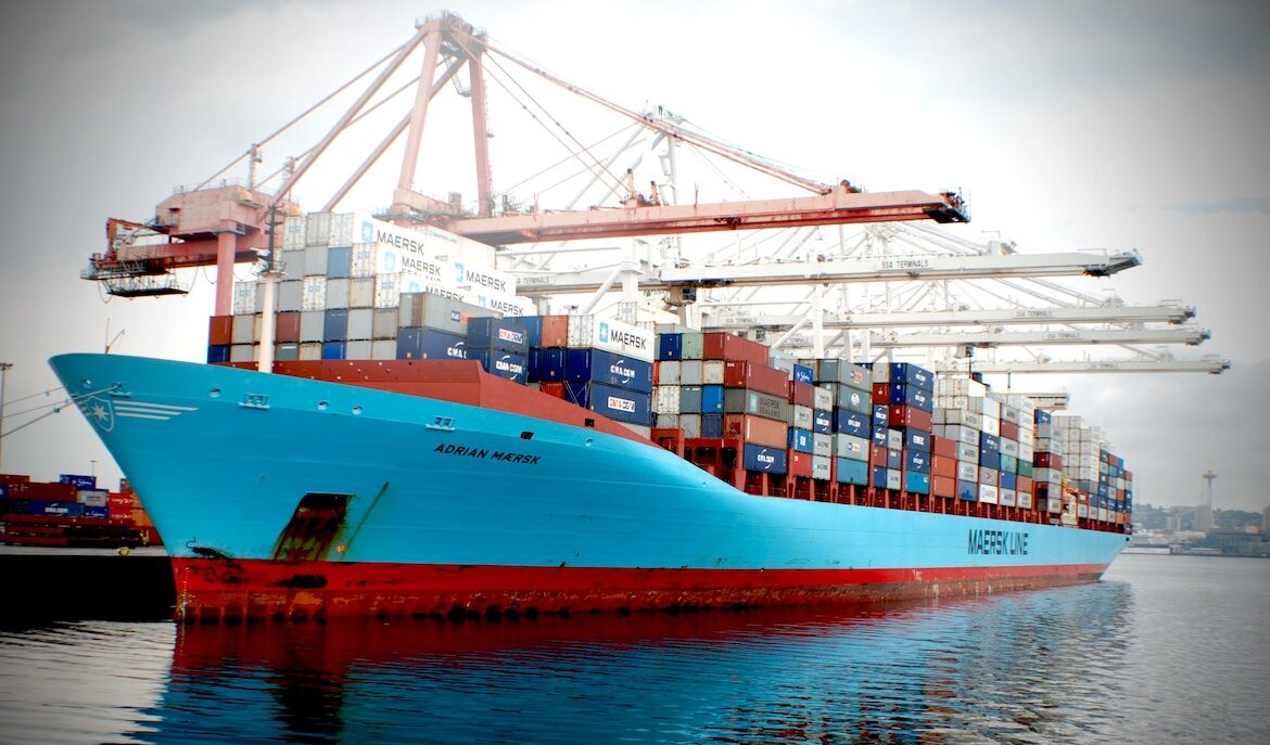 Maersk orders eight container ships from Hyundai to run on carbon-neutral methanol